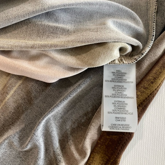 NEW 1X Plus Size Calvin Klein Ombre Matte Jersey V-Neck Long Chiffon Sleeve $80 - Picture 6 of 10